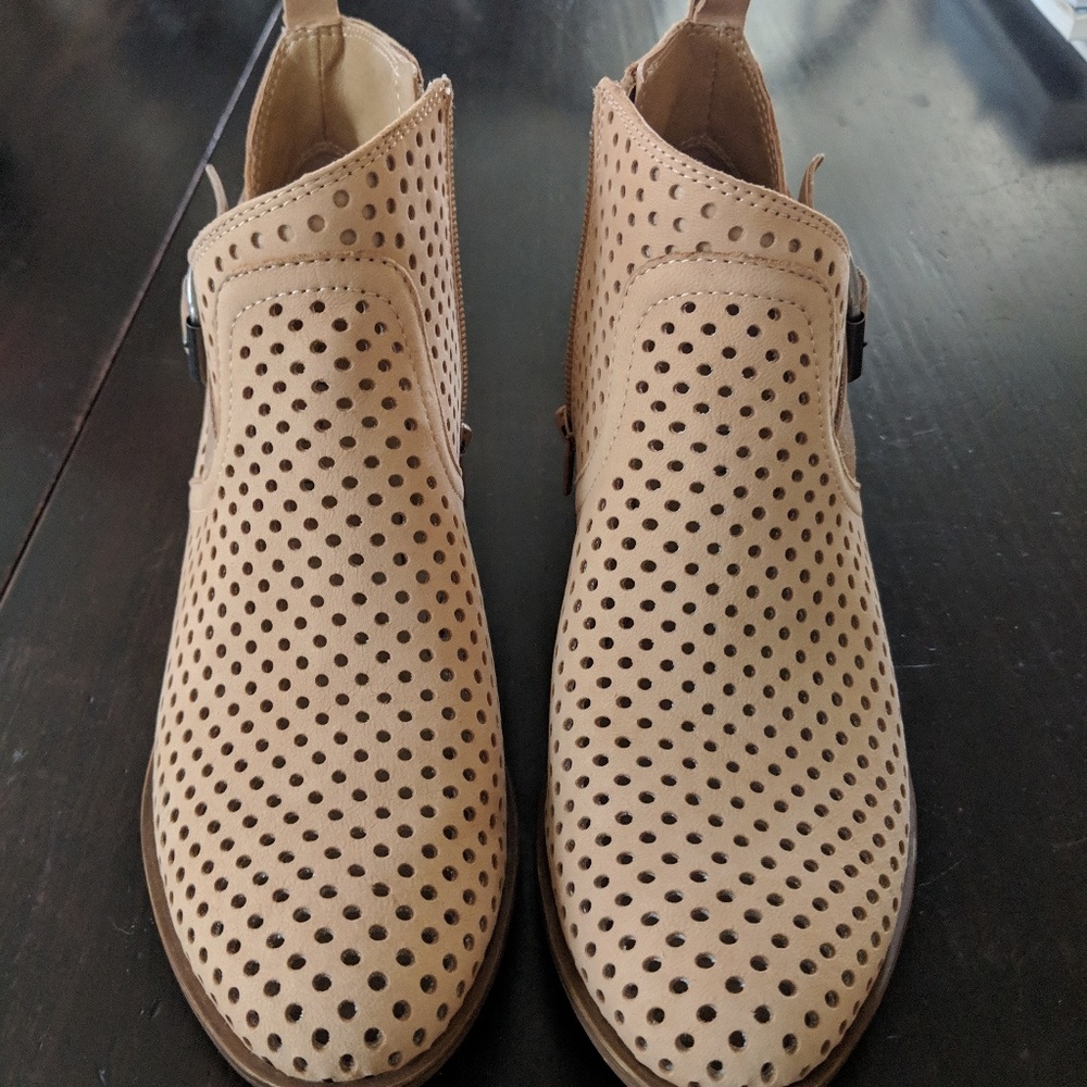 Lucky Brand Booties